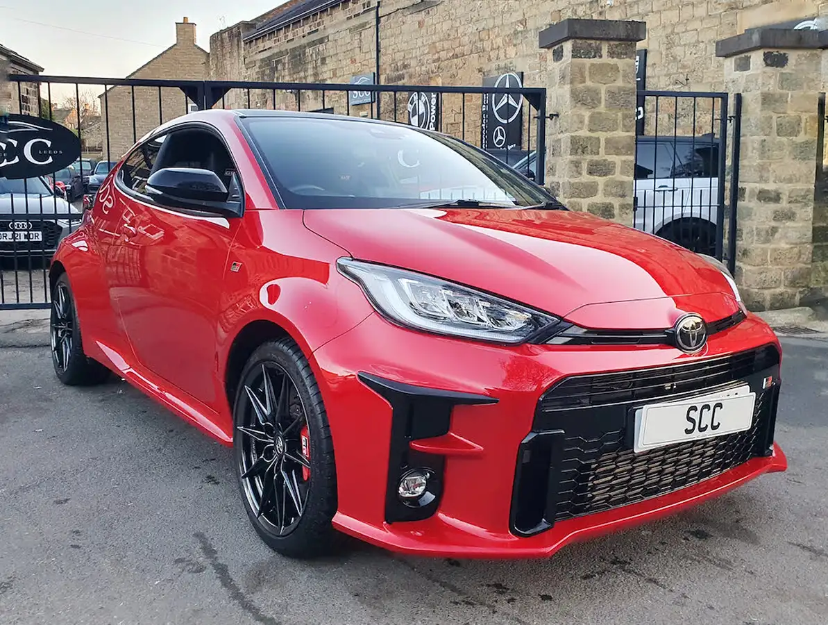 2021-toyota-yaris-16-gr-circuit-pack-big-1