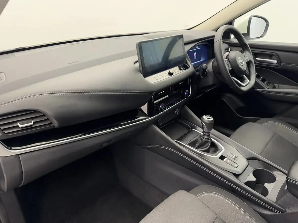 2024-nissan-qashqai-13-dig-t-n-connecta-140ps-big-12