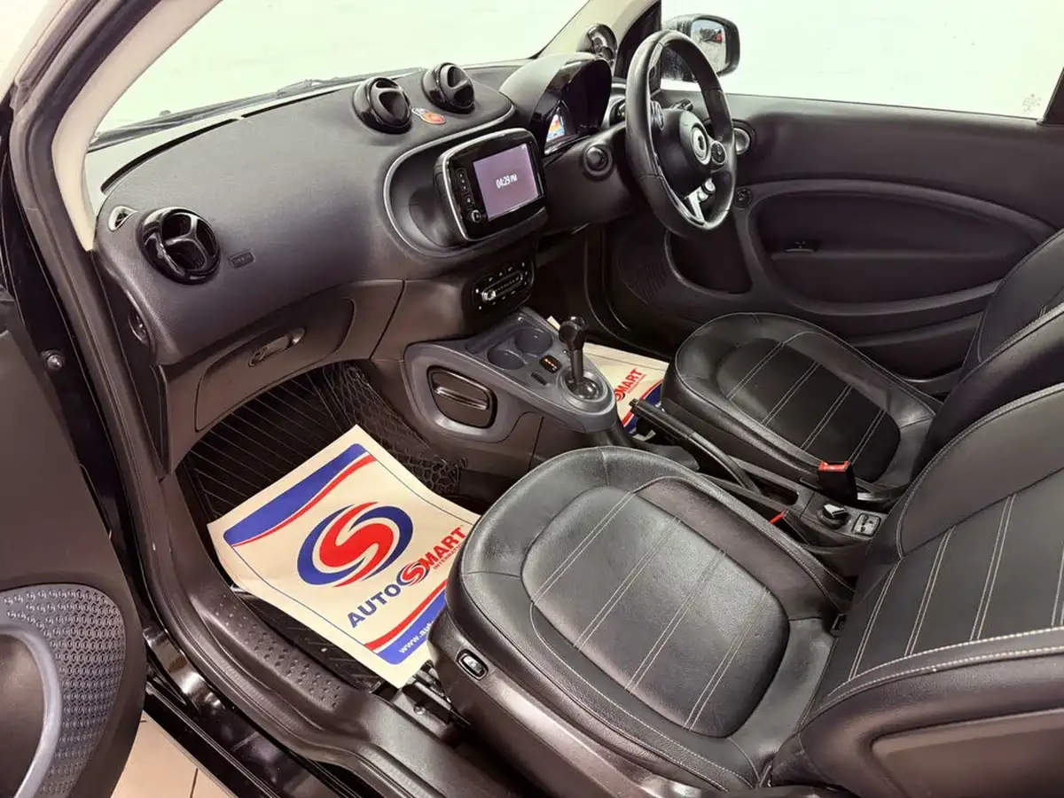 2017-smart-fortwo-09-prime-premiumss-coupe-twinamic-big-32