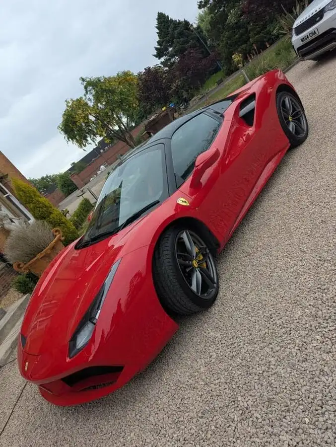 2018-ferrari-488-39-488-spider-big-1