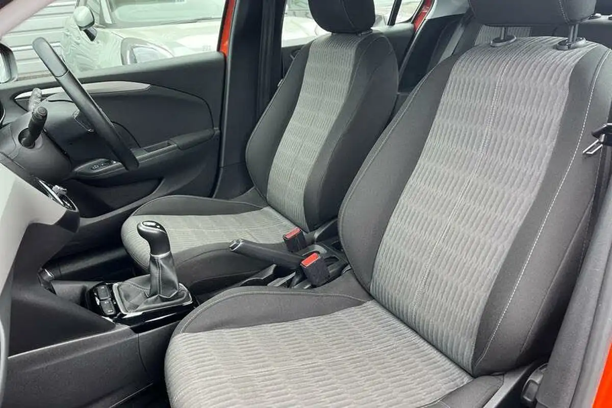 2020-vauxhall-corsa-12i-se-big-18