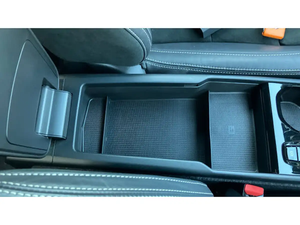 2022-volvo-xc40-15-t5-r-design-pro-big-43