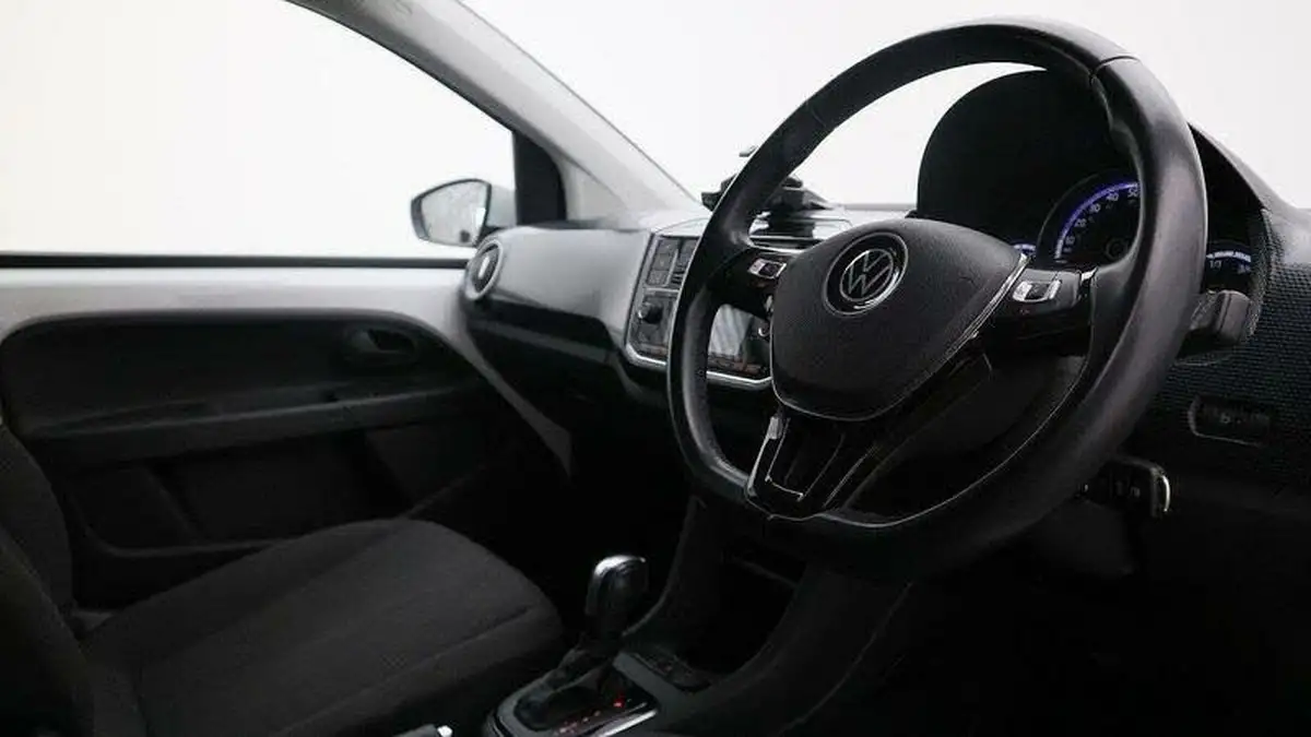 2021-volkswagen-up-e-e-up-big-5