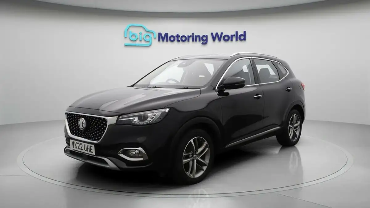 2022-mg-hs-15t-gdi-exclusive-162ps-dct-big-3