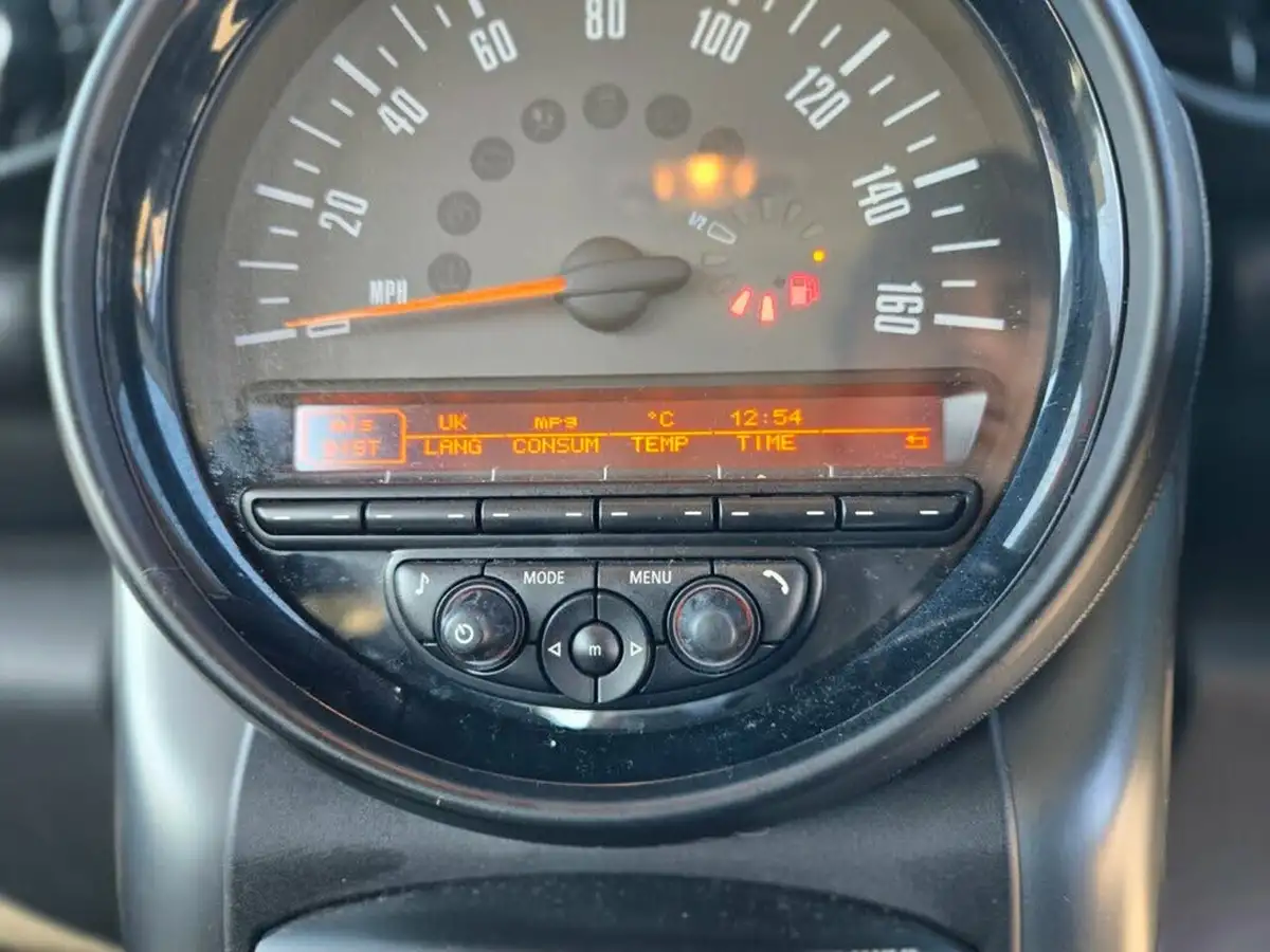 2015-mini-countryman-20td-cooper-sd-143bhp-chili-auto-big-20