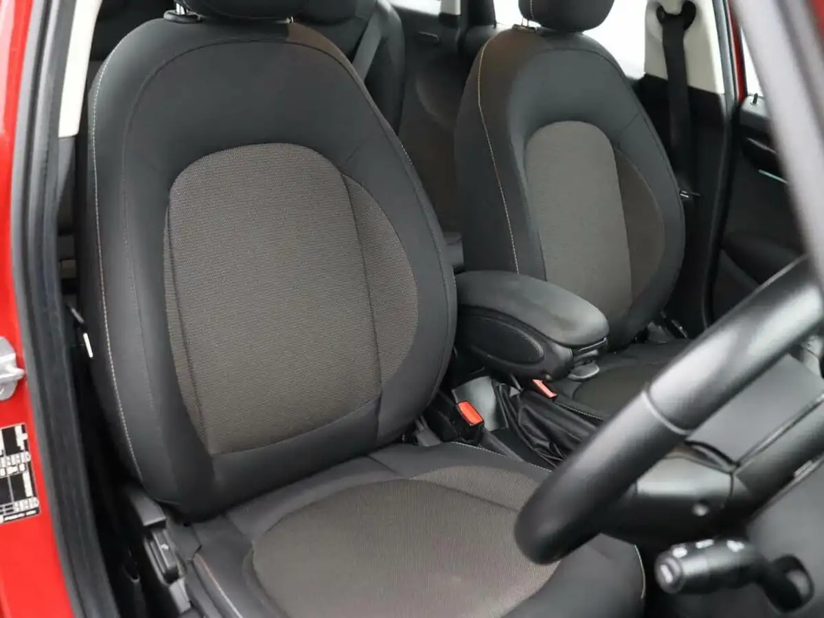 2021-mini-cooper-15-cooper-classic-hatchback-5d-auto-big-8
