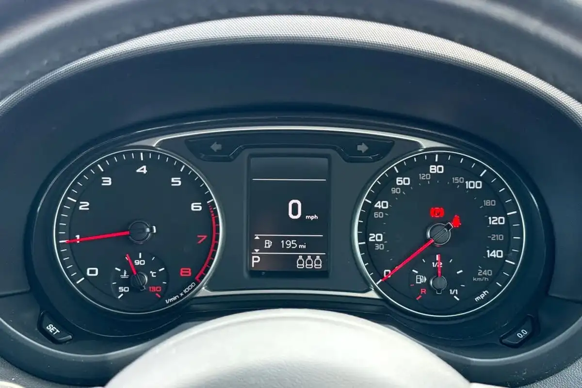 2017-audi-a1-14-tfsi-sportback-5d-s-tronic-big-34