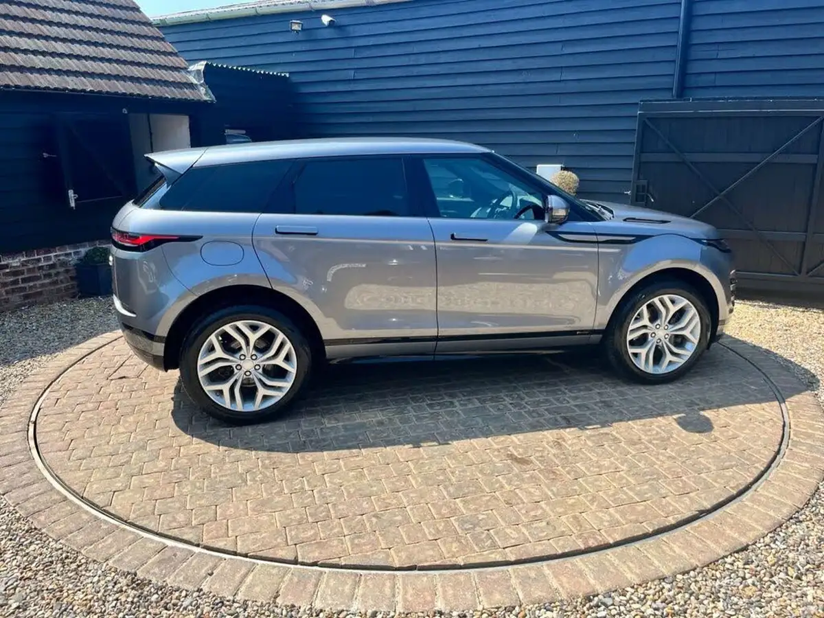 2019-land-rover-range-rover-evoque-20-d150-r-dynamic-s-big-17
