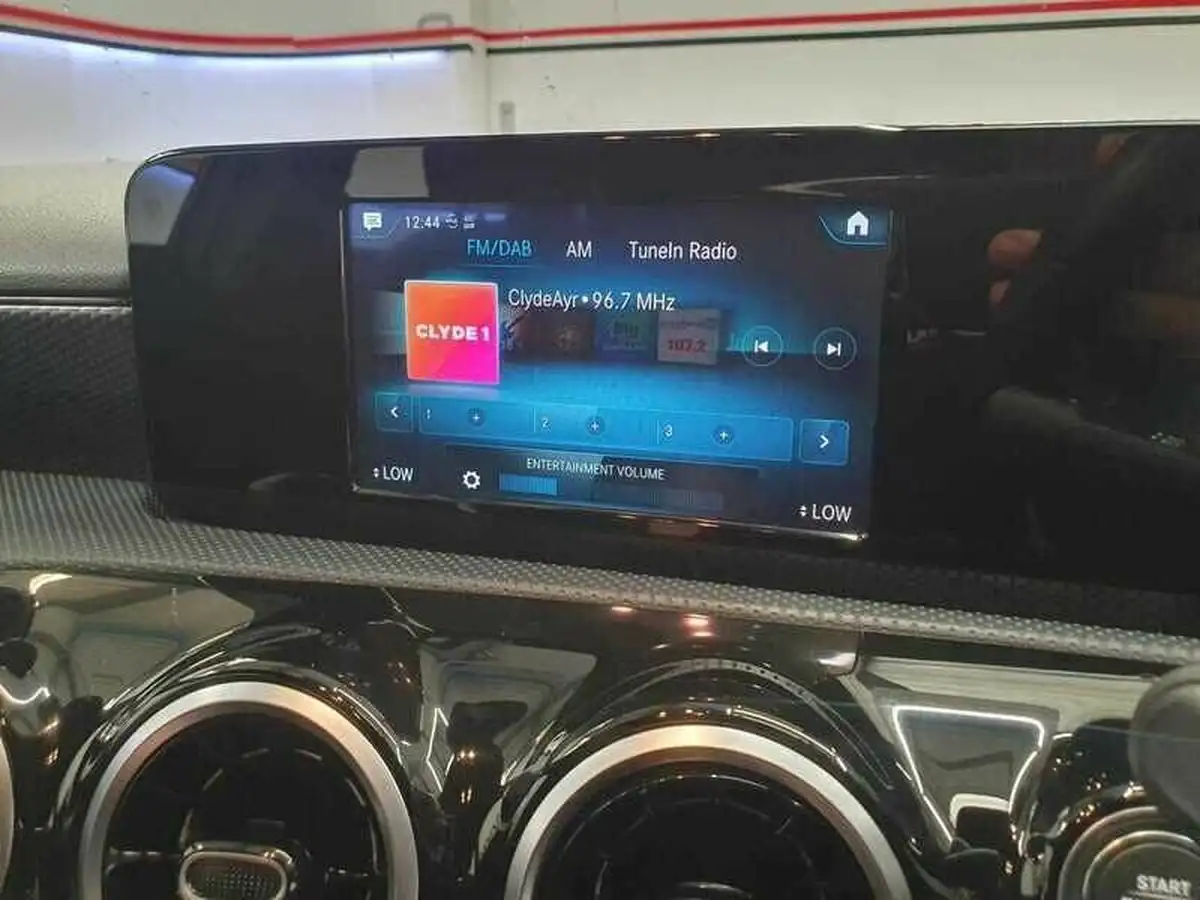 2019-mercedes-benz-a-class-13-a180-sport-hatchback-5d-1332cc-big-15
