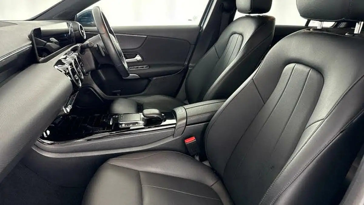 2022-mercedes-benz-a-class-13-a180-sport-executive-edition-hatchback-5d-7g-dct-big-39
