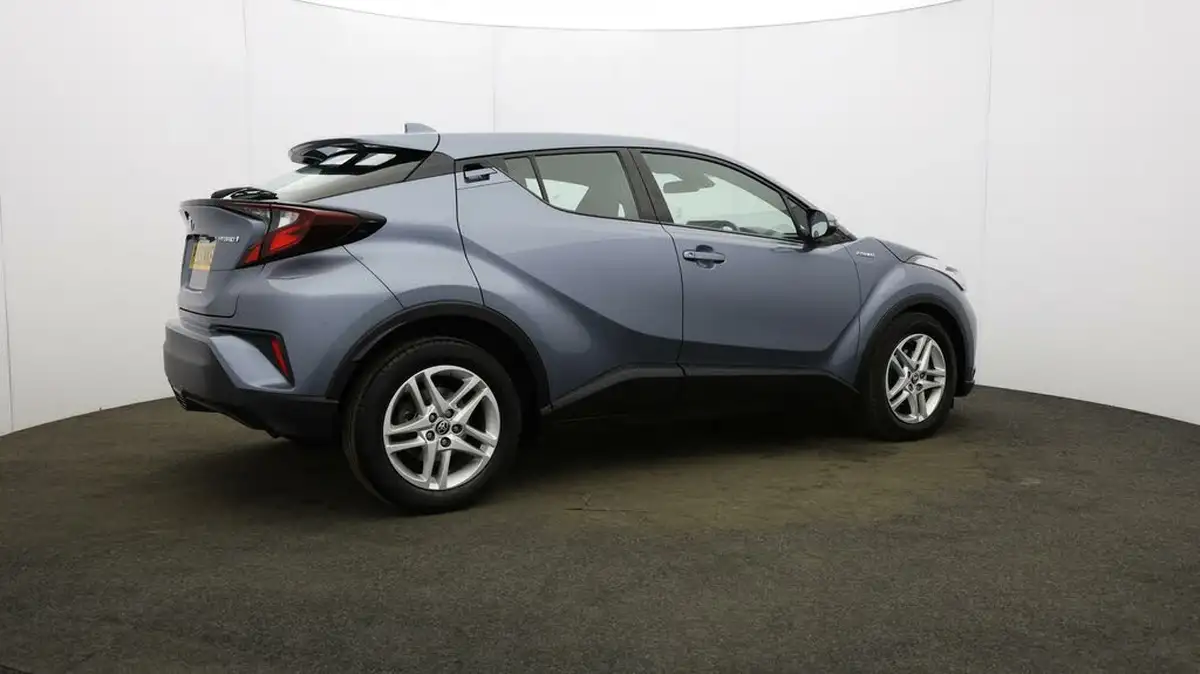 2020-toyota-c-hr-18-vvt-i-icon-parking-pack-big-49
