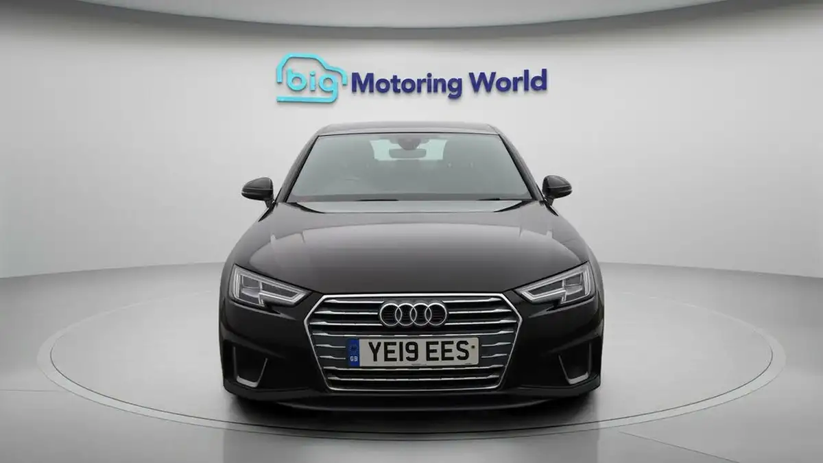 2019-audi-a4-20-40-tdi-s-line-big-2