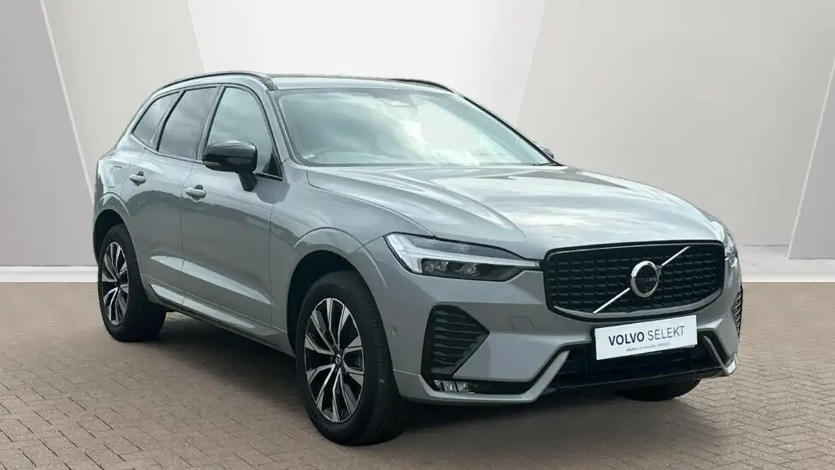 2023-volvo-xc60-20td-b4-plus-dark-big-0