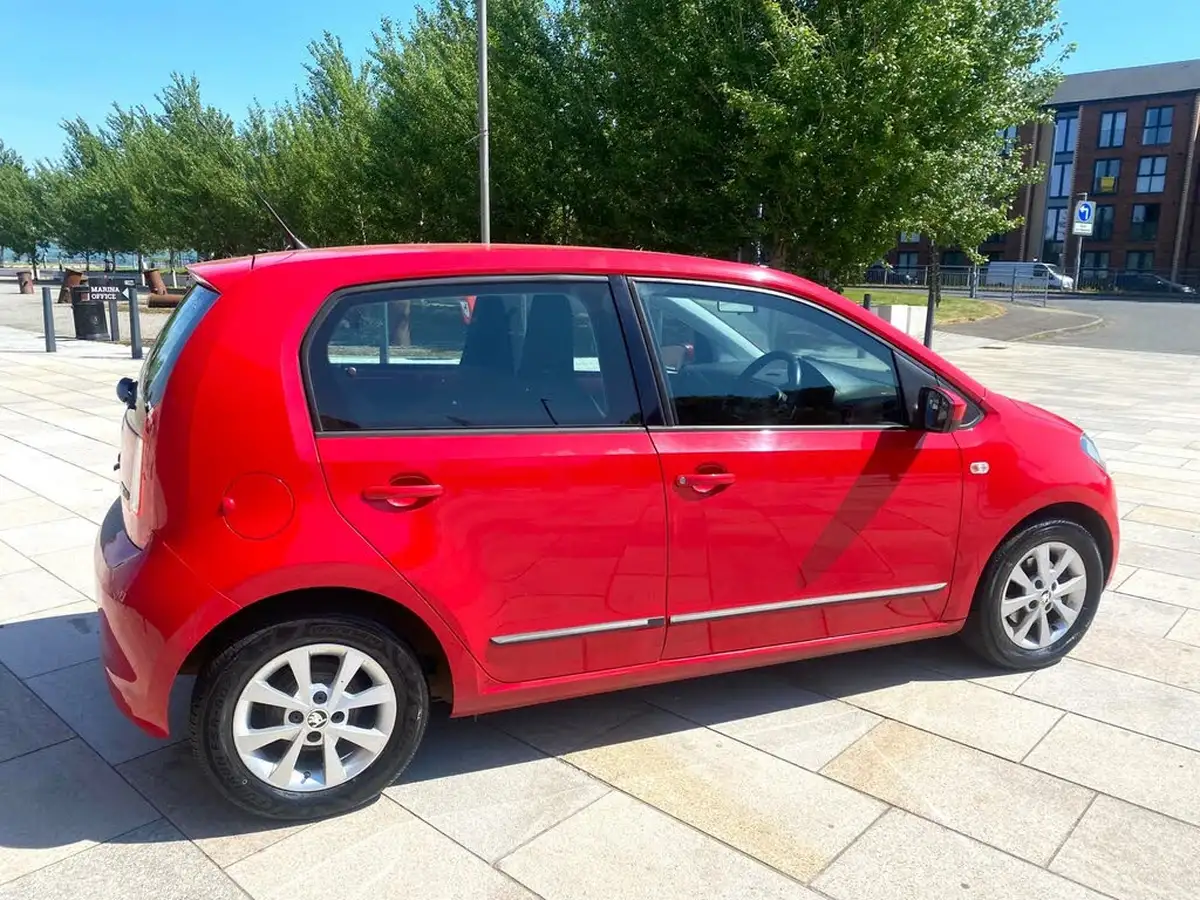 2013-skoda-citigo-10-elegance-59bhp-5d-big-13