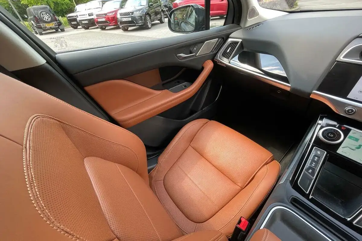 2019-jaguar-i-pace-ev400-hse-big-12