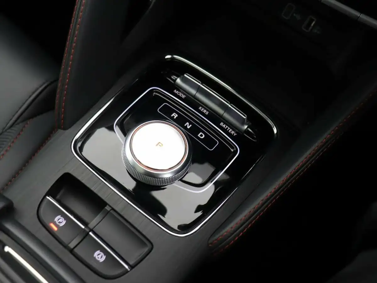 2023-mg-zs-suv-e-trophy-connect-ev-156ps-long-range-big-36