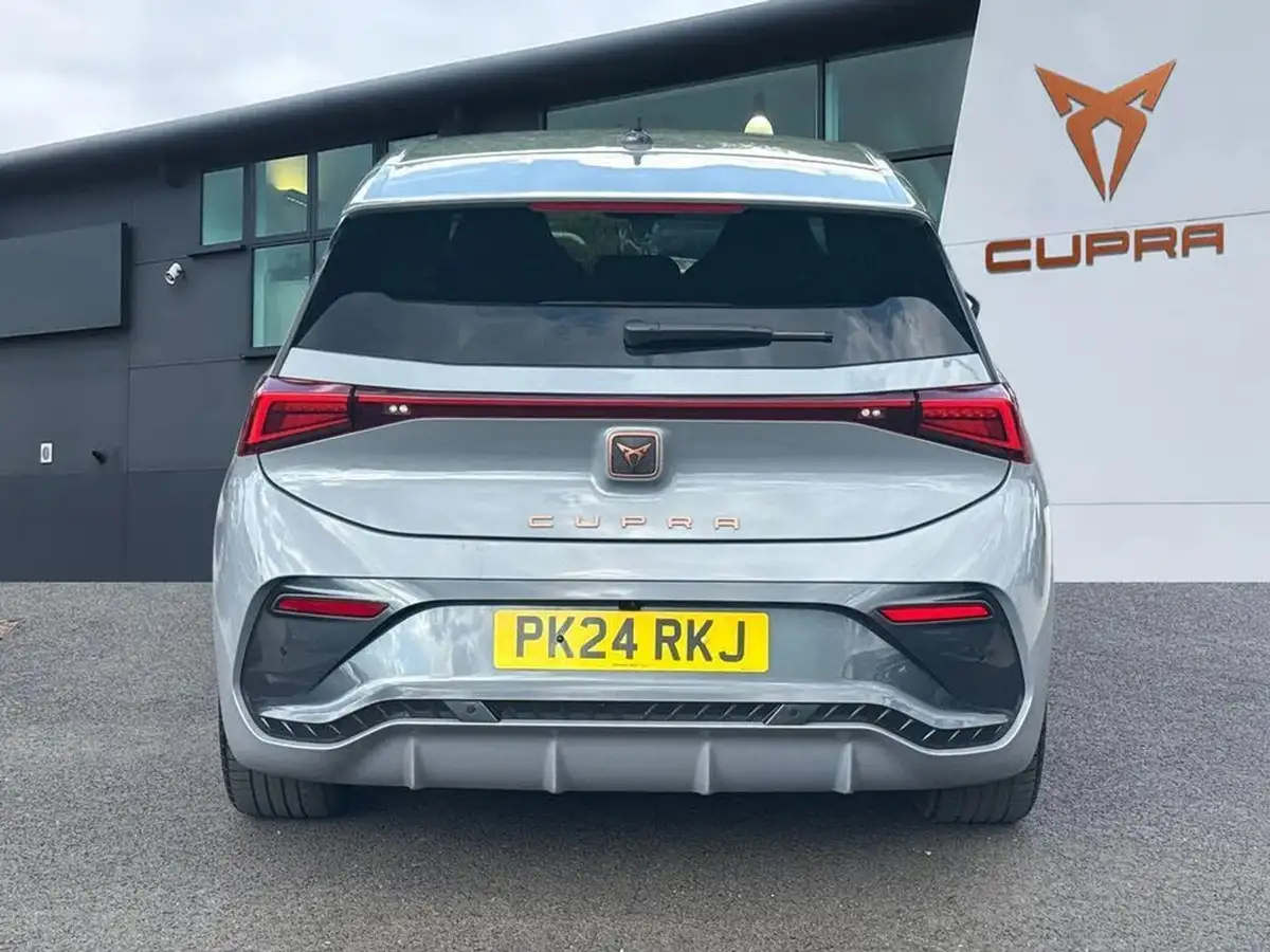 2024-cupra-born-e-v3-230ps-77kwh-e-boost-big-3