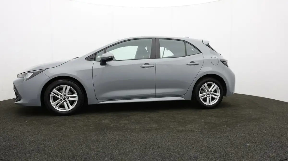 2022-toyota-corolla-18-vvt-i-icon-120bhp-trk-hatchback-5d-big-64