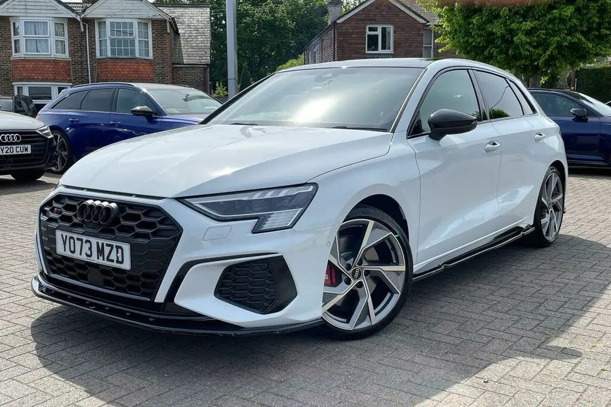 2024-audi-s3-20-tfsi-black-edition-310ps-sportback-5d-big-22