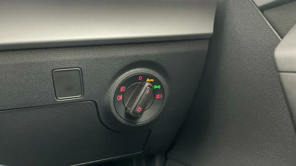 2022-seat-ibiza-10-tsi-xcellence-lux-110ps-big-23