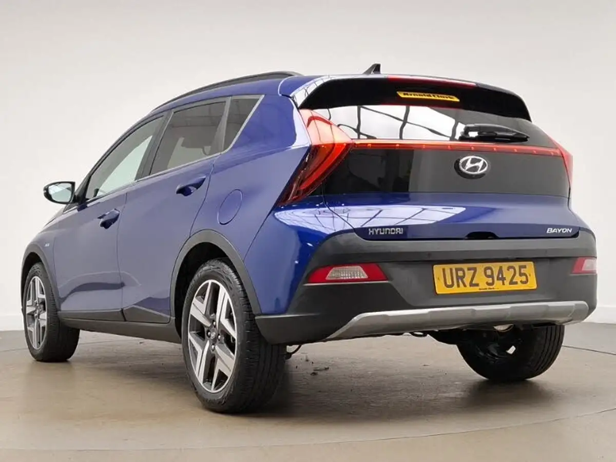 2023-hyundai-bayon-10-t-gdi-premium-100ps-dct-big-1