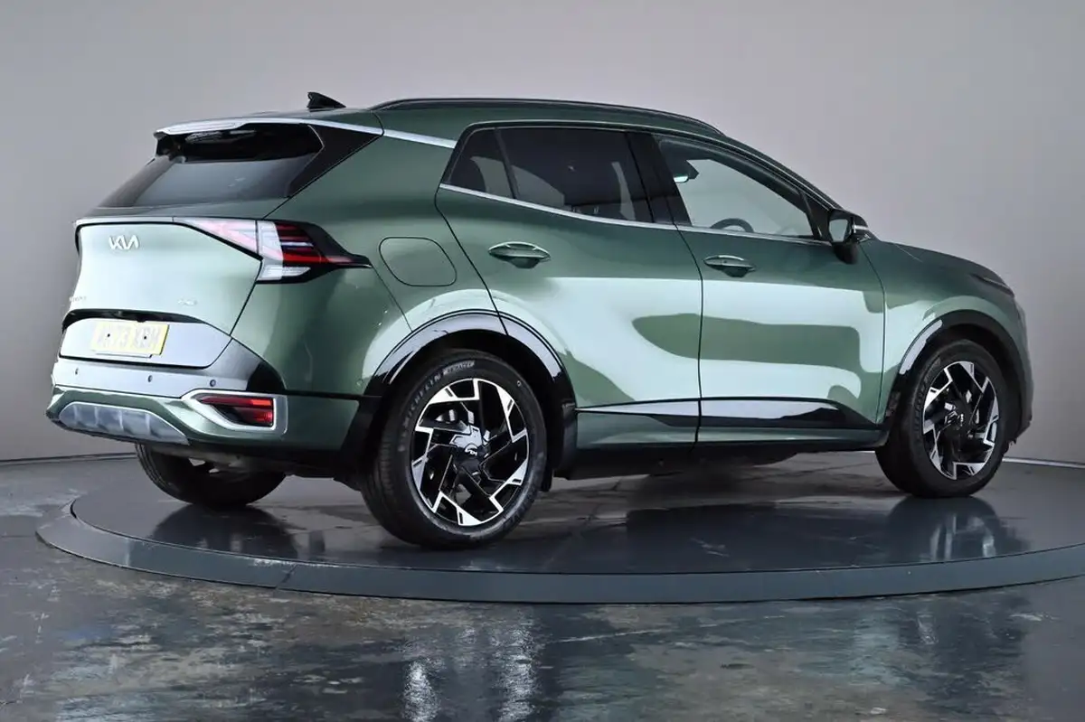 2023-kia-sportage-16-t-gdi-gt-line-s-261bhp-awd-phev-auto-big-5