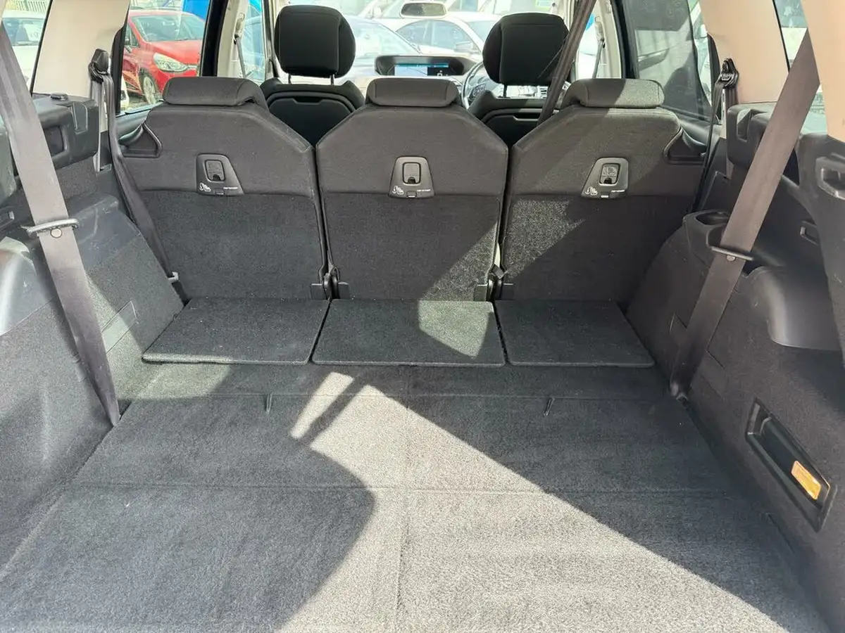 2016-citroen-grand-c4-picasso-16bluehdi-flair-eat6-big-60