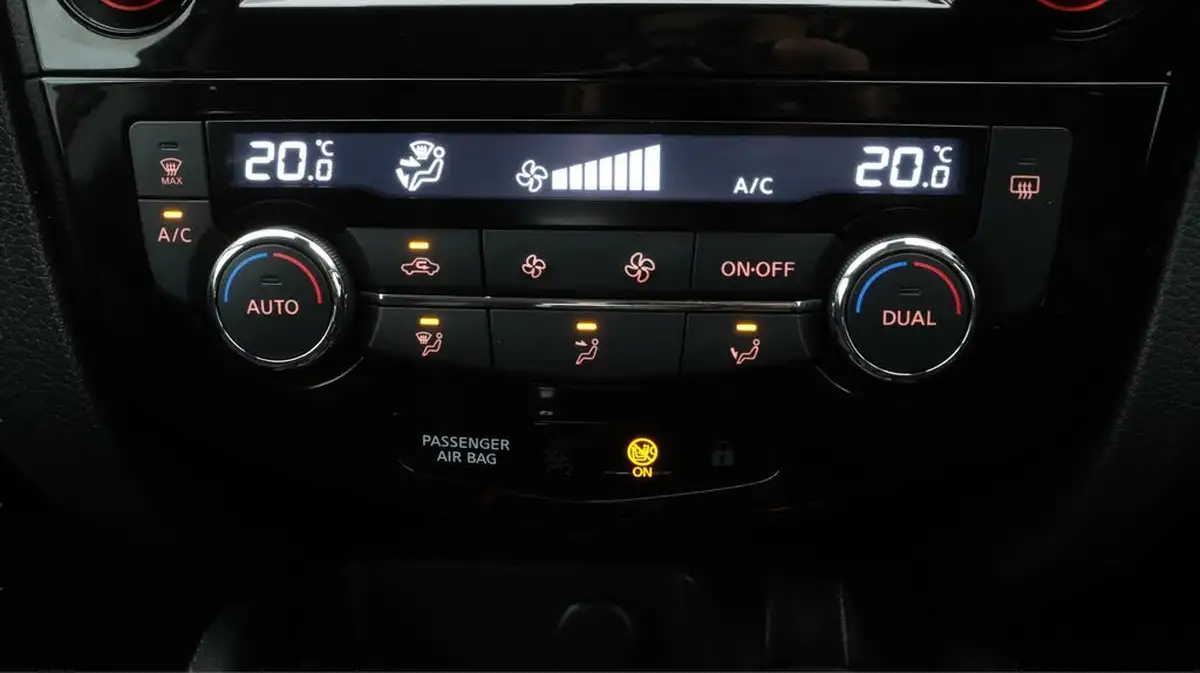 2020-nissan-qashqai-13-dig-t-acenta-premium-140ps-big-12