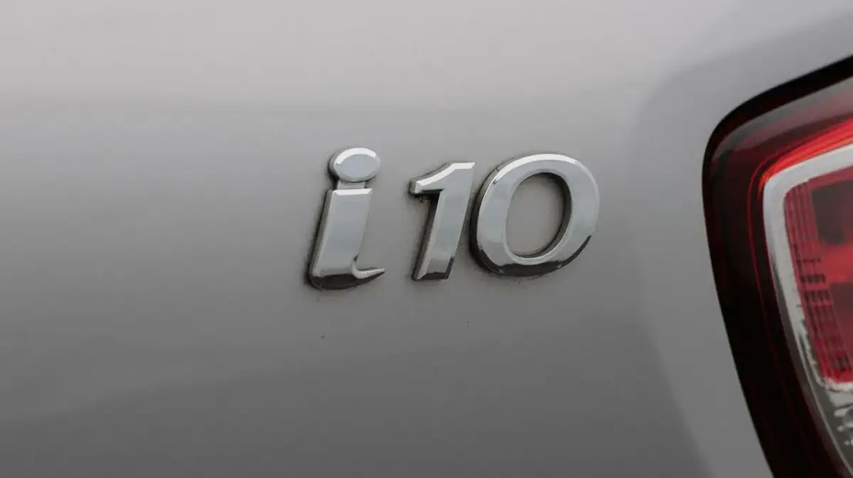 2017-hyundai-i10-12-se-big-22