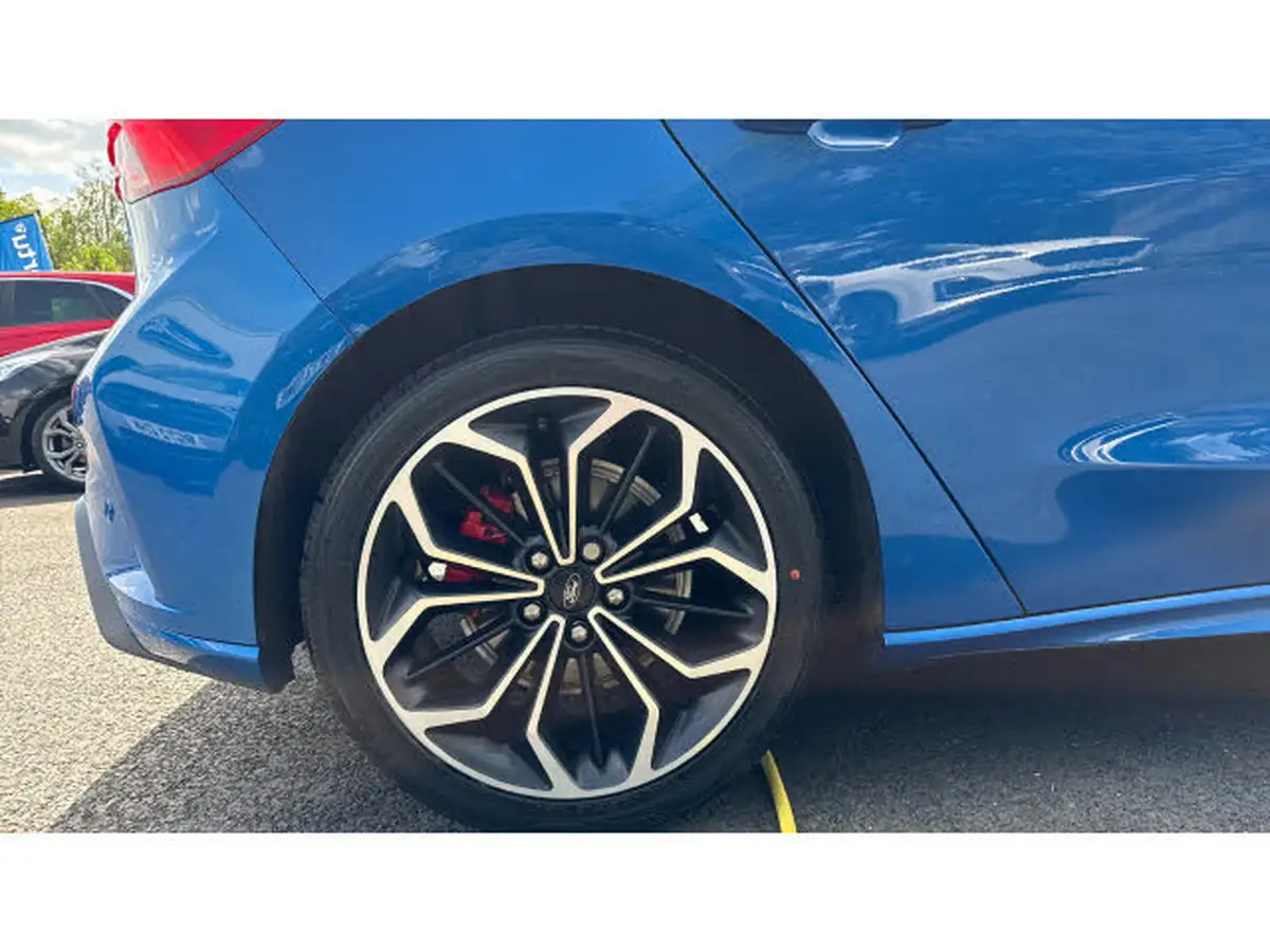 2018-ford-focus-10t-st-line-x-125ps-hatchback-big-6