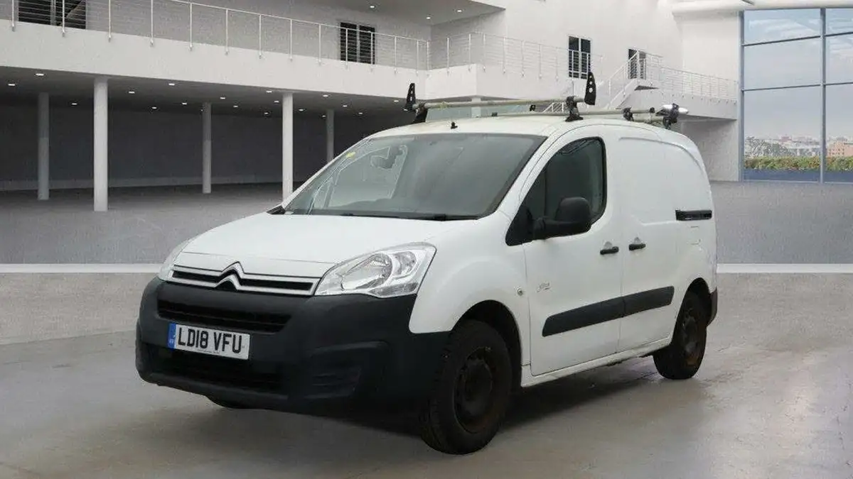 2018-citroen-berlingo-e-l1-635-lx-big-2