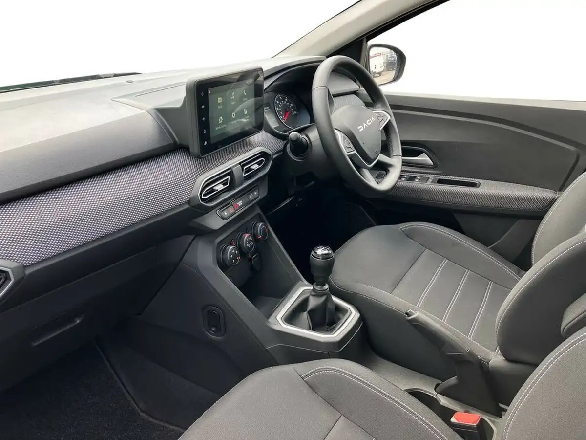 2023-dacia-sandero-10-tce-expression-100bhp-bi-fuel-big-6