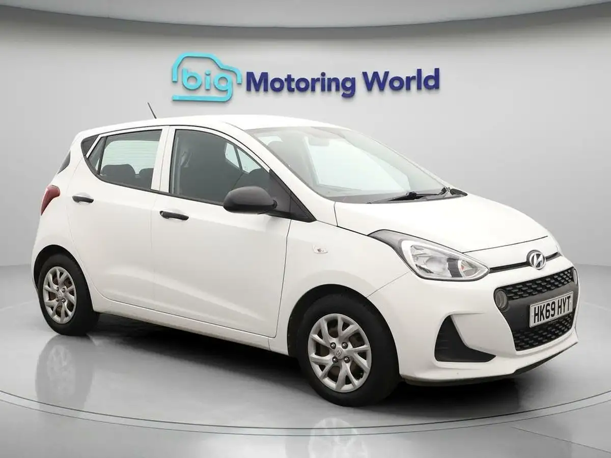 2019-hyundai-i10-10-s-big-0
