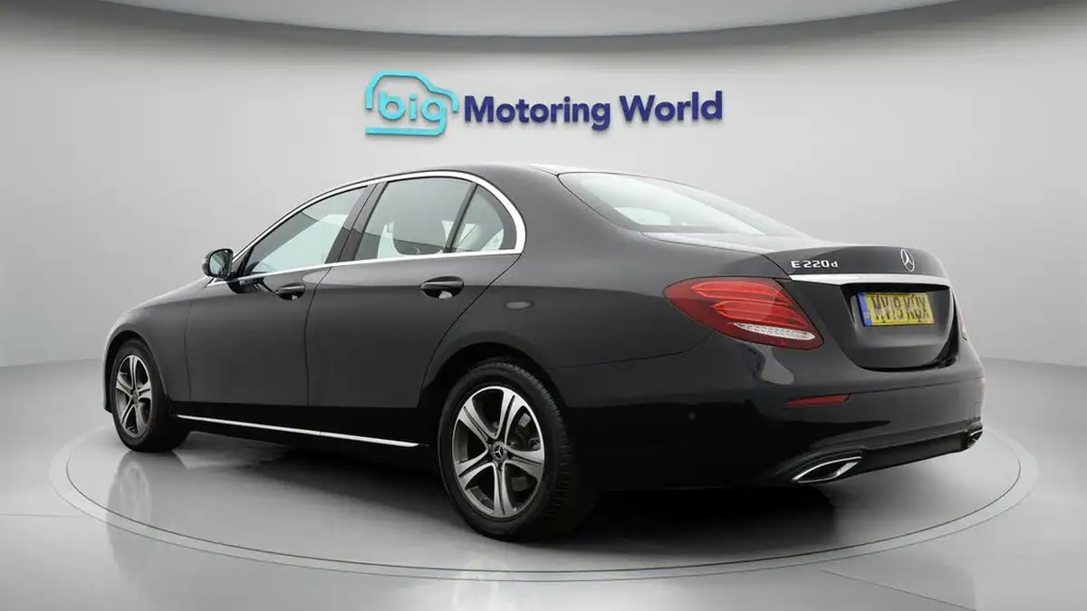 2019-mercedes-benz-e-class-20d-e220d-se-ss-saloon-4d-big-4