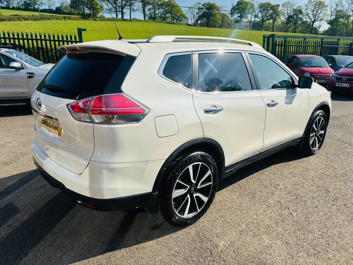 2015-nissan-x-trail-16dci-tekna-ss-big-14