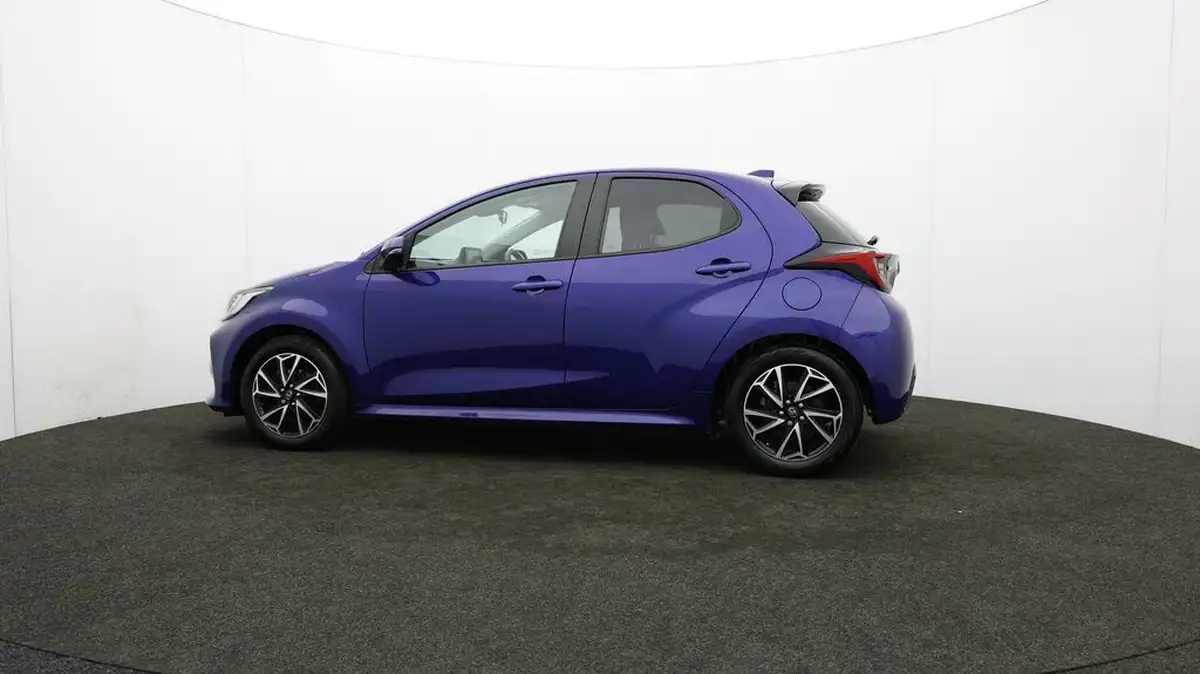 2022-toyota-yaris-15-vvt-i-design-big-72