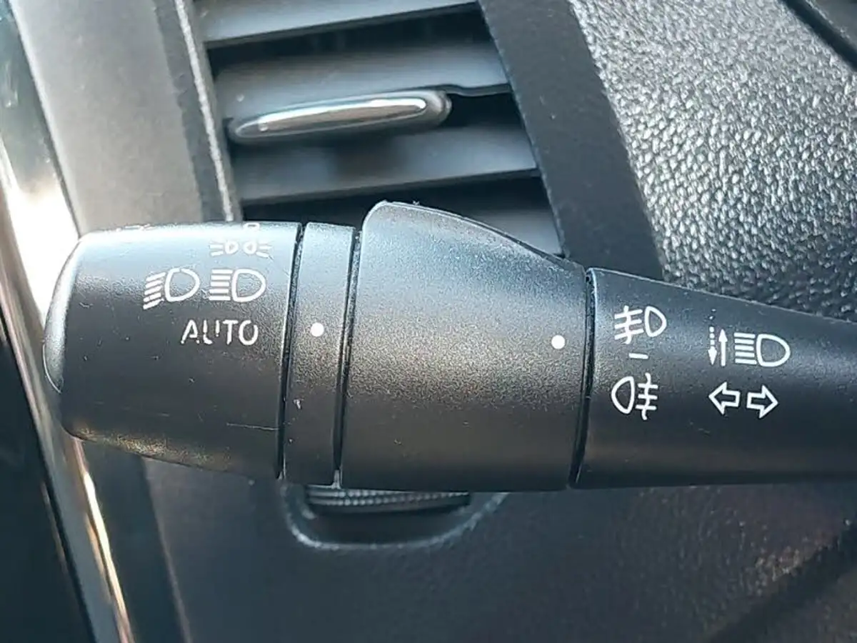 2017-renault-captur-15dci-dynamique-s-nav-90bhp-edc-auto-big-17