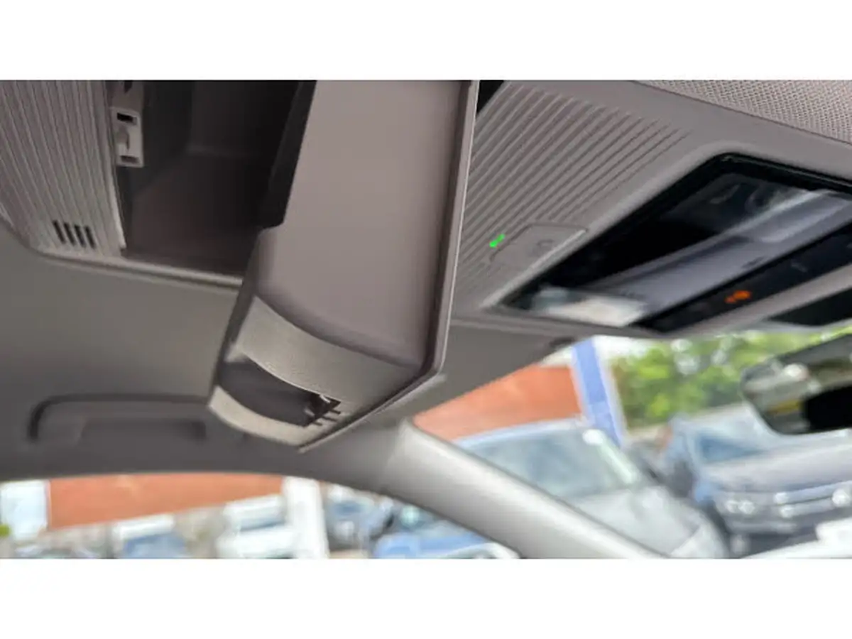 2025-volkswagen-tiguan-15-etsi-match-150ps-big-24