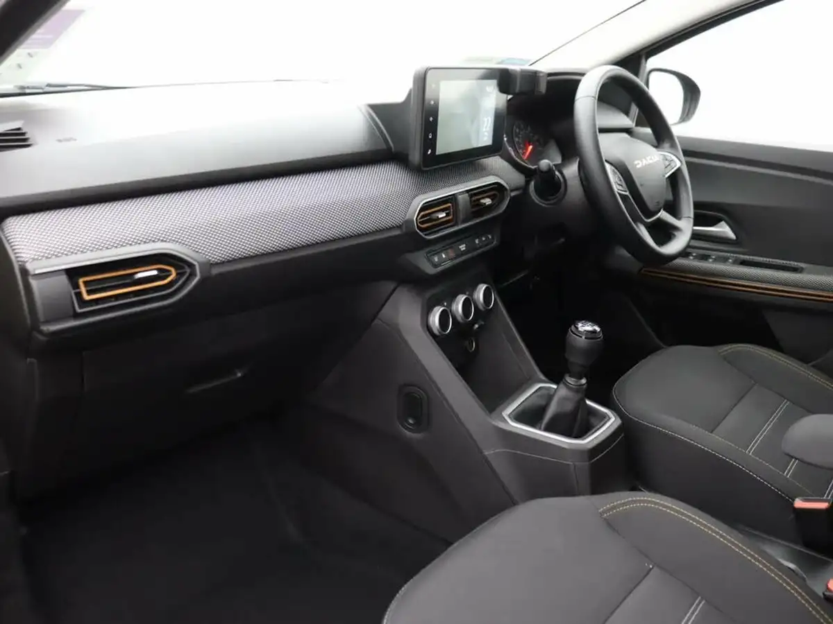 2023-dacia-sandero-stepway-10-tce-journey-90bhp-big-10