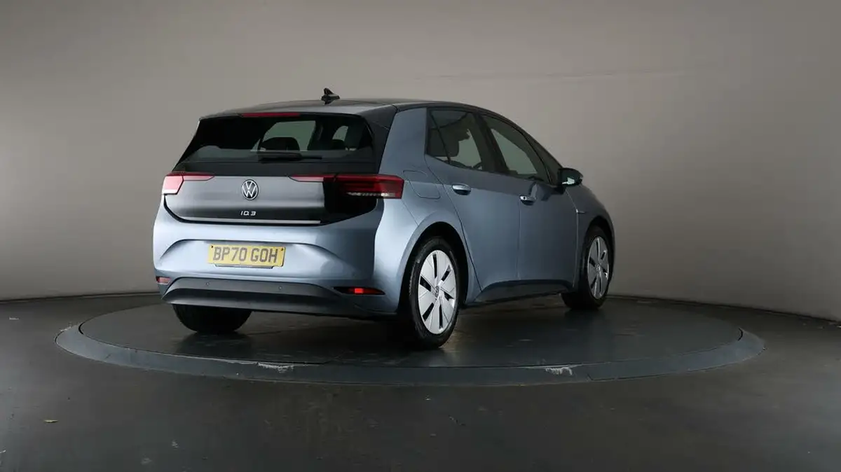 2020-volkswagen-id3-e-life-big-69