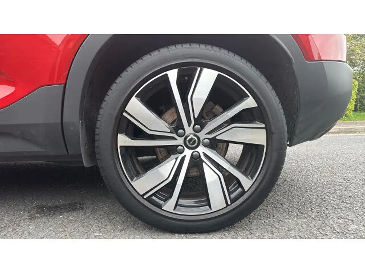 2021-volvo-xc40-15-t5-r-design-pro-258bhp-big-15