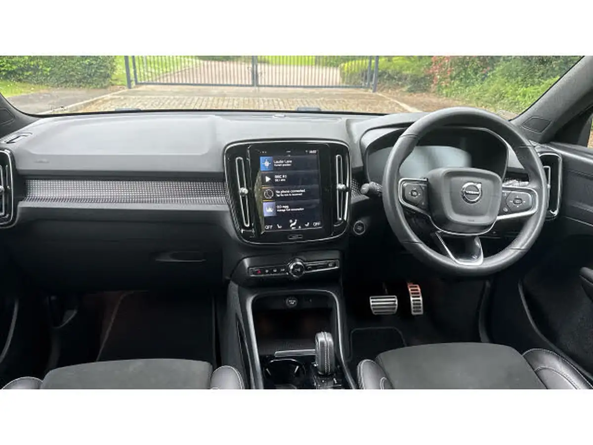 2021-volvo-xc40-15-t5-r-design-pro-258bhp-big-19