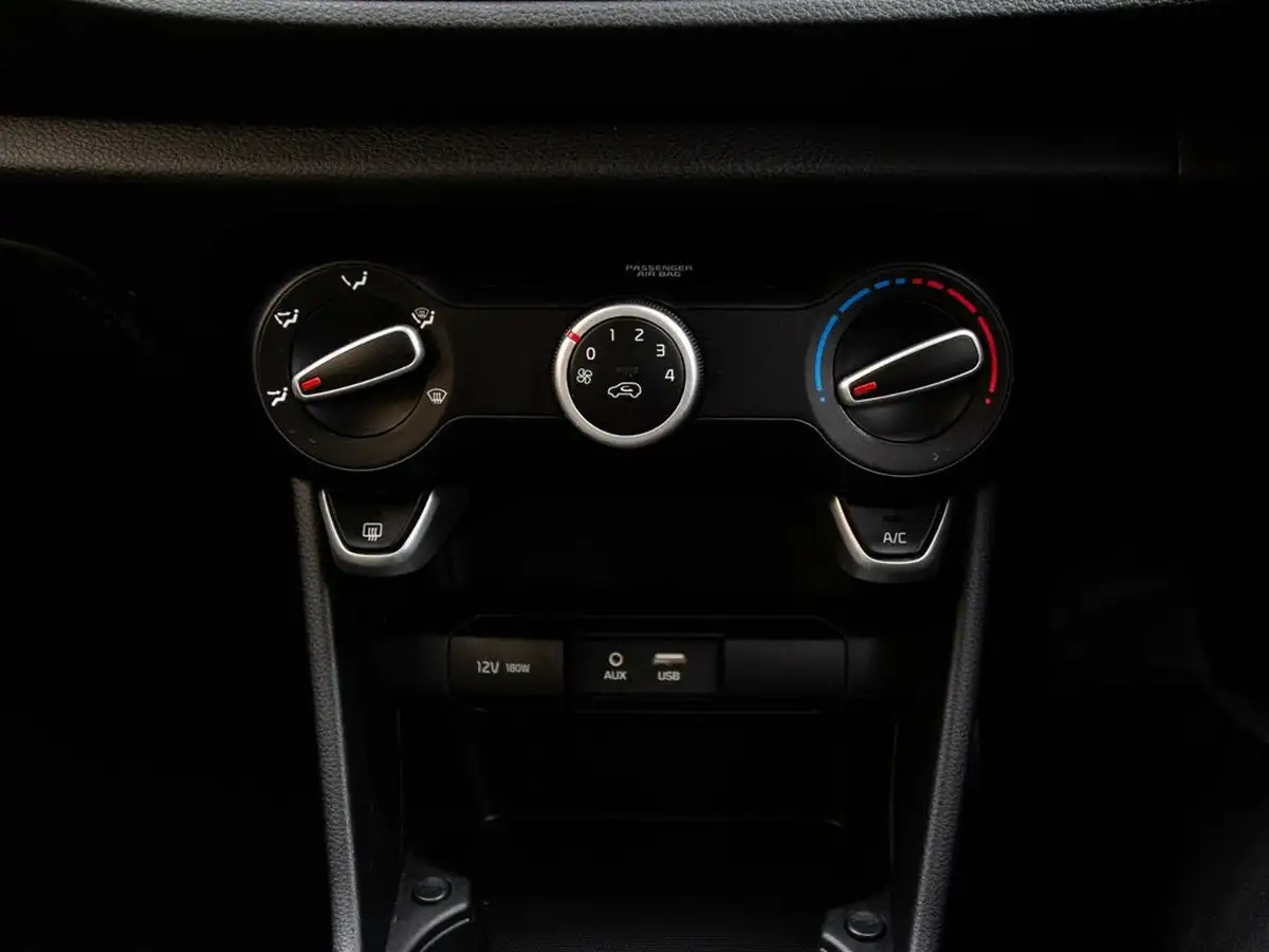 2017-kia-picanto-125-2-big-27