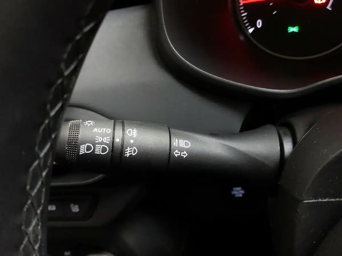 2024-dacia-sandero-stepway-10-tce-extreme-90bhp-big-16