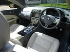 2010-jaguar-xkr-small-30