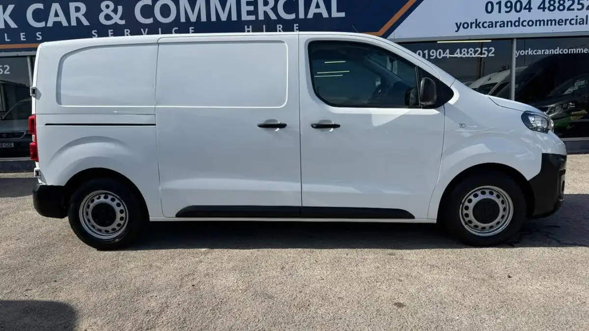 2021-peugeot-expert-15-bluehdi-professional-compact-1000-eu6dt-e-big-14