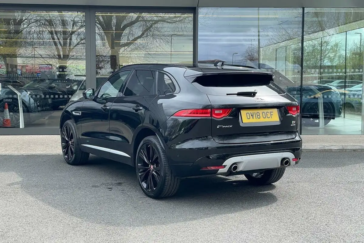 2018-jaguar-f-pace-30td-s-awd-big-60