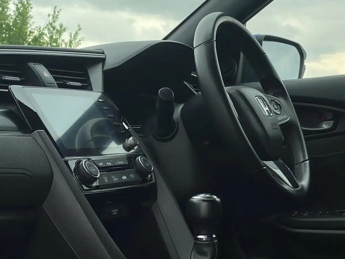 2021-honda-civic-15-vtec-turbo-sport-ss-big-36