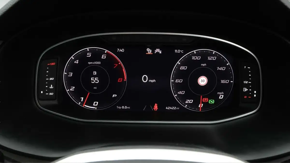 2022-seat-ateca-15-tsi-evo-xperience-lux-dsg-big-10