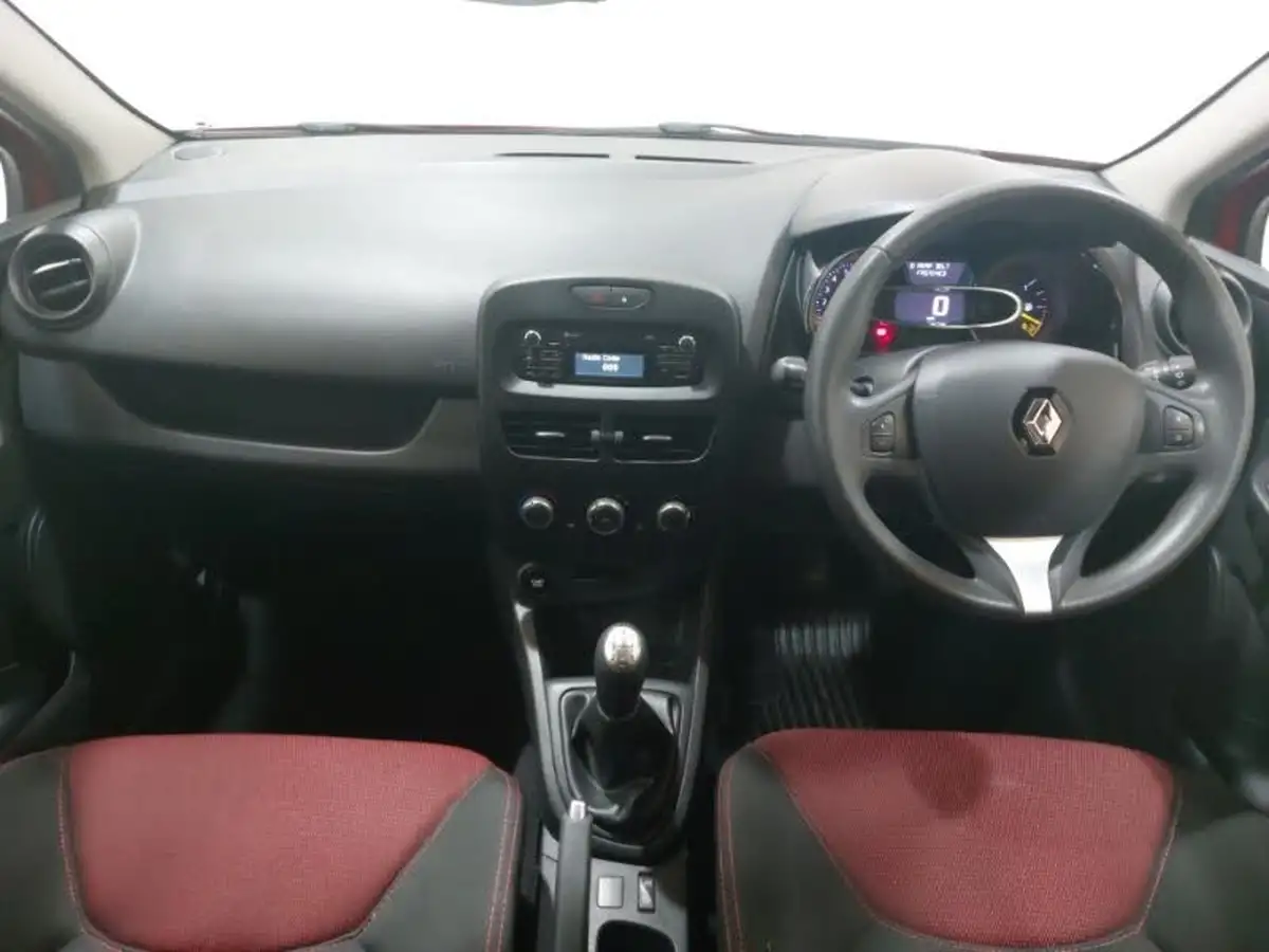 2016-renault-clio-12-play-big-2